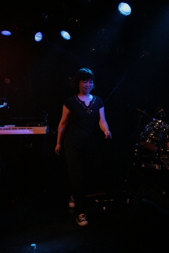 �N���b�N����Ƒ傫�ȃT�C�Y�Ō����܂��B�߂鎞�̓u���E�U�̃{�^�������g�����������B�ʐ^�̖��f�]�ڂ��ւ��܂�