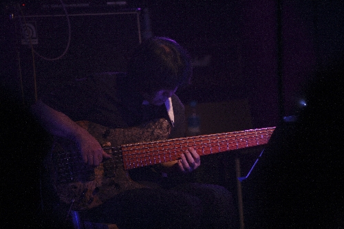 �N���b�N����Ƒ傫�ȃT�C�Y�Ō����܂��B�߂鎞�̓u���E�U�̃{�^�������g�����������B�ʐ^�̖��f�]�ڂ��ւ��܂�