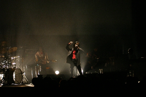 �N���b�N����Ƒ傫�ȃT�C�Y�Ō����܂��B�߂鎞�̓u���E�U�̃{�^�������g�����������B�ʐ^�̖��f�]�ڂ��ւ��܂�